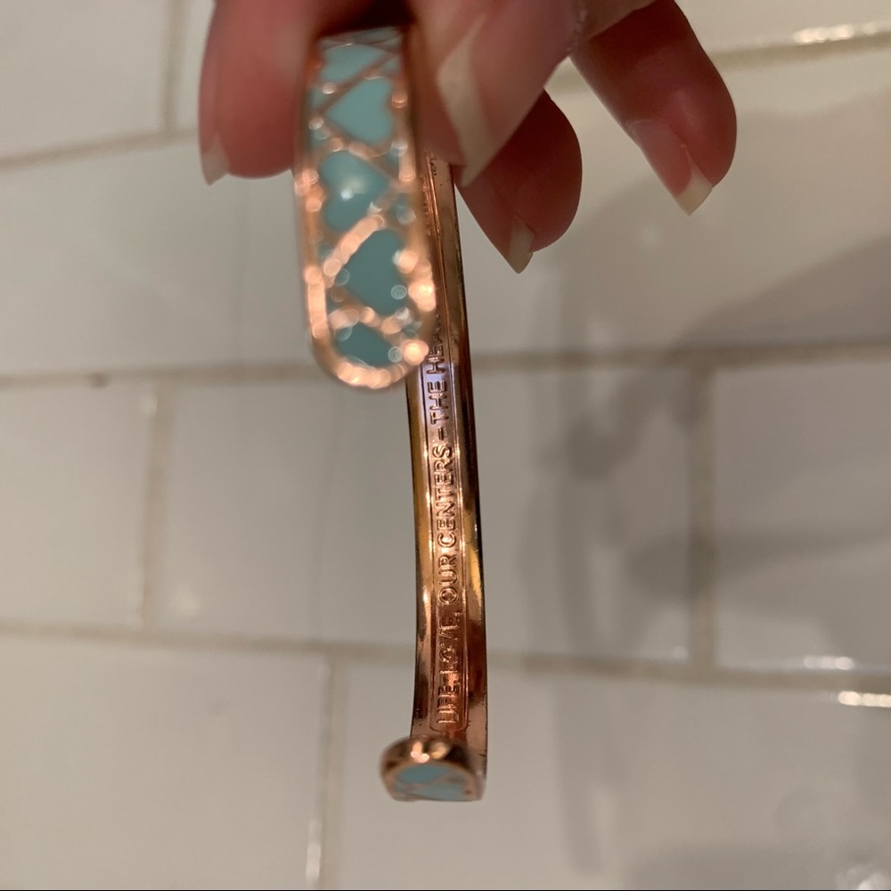 Heart bangle - Picture 2 of 3